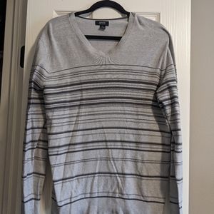 Alfani men's grey striped v neck sweater, size medium